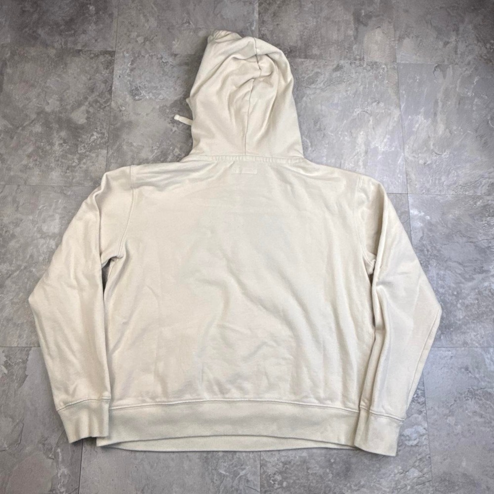 Y2K white Aeropostale hoodie with butterfly embroidery size medium - Picture 5 of 8